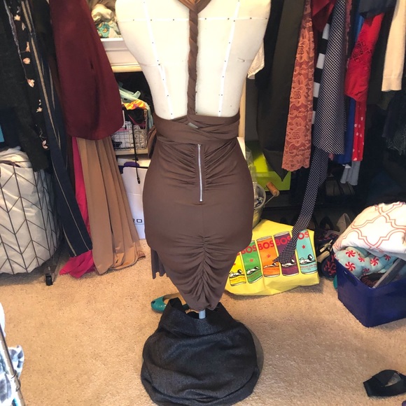 Deep Halterneck Tie Waist Backless Sheath Dress - Picture 4 of 4